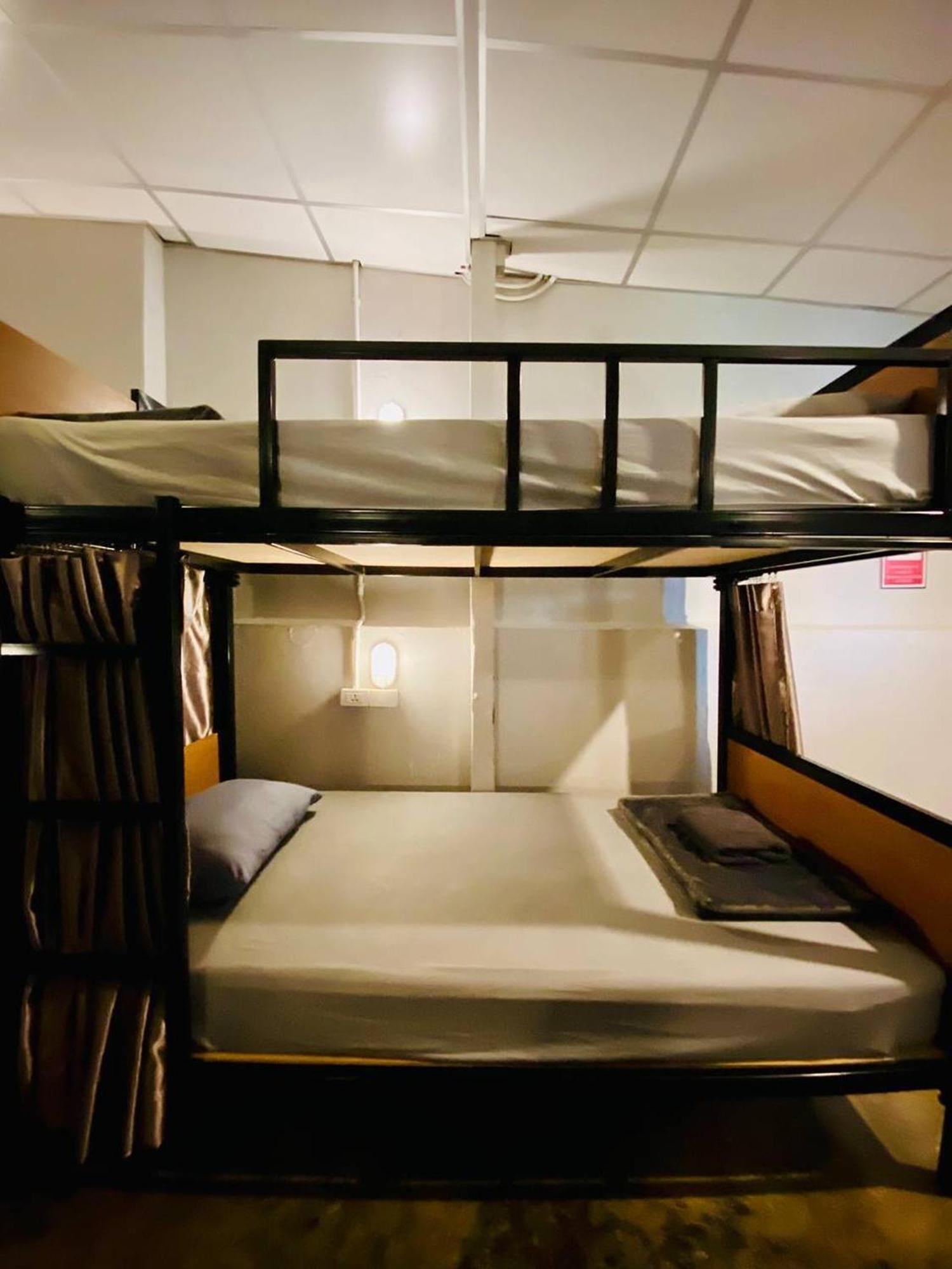 Hostel Lemon Siam Petchaburi Road 曼谷 外观 照片